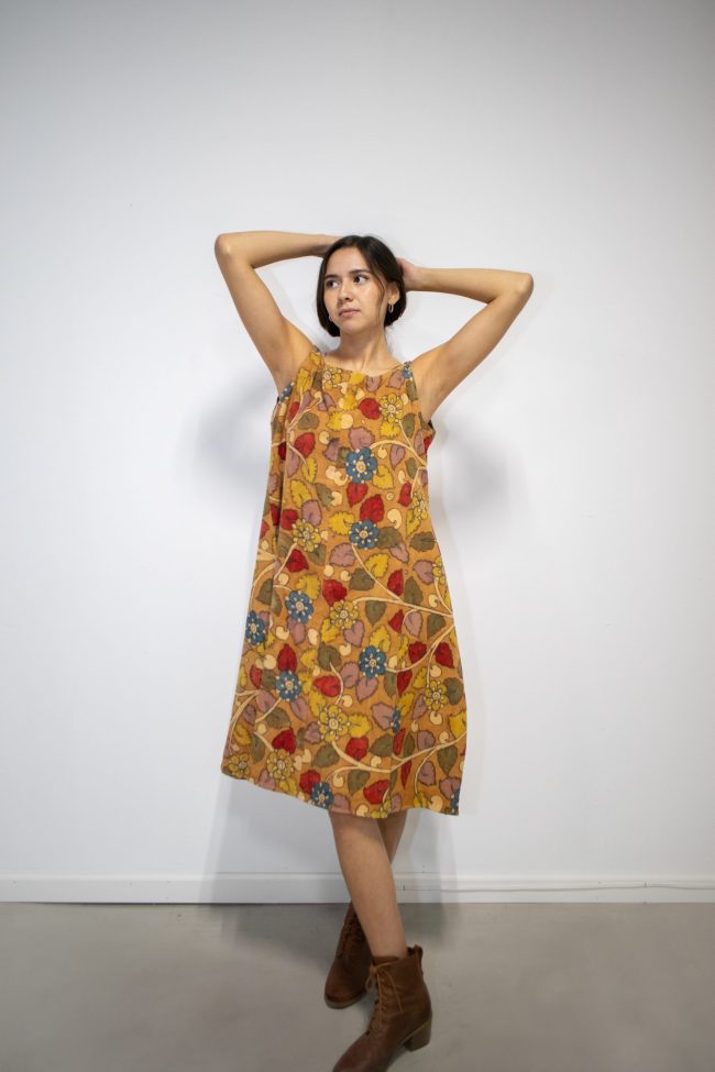 Pita criss cross shoulder dress - Image 9